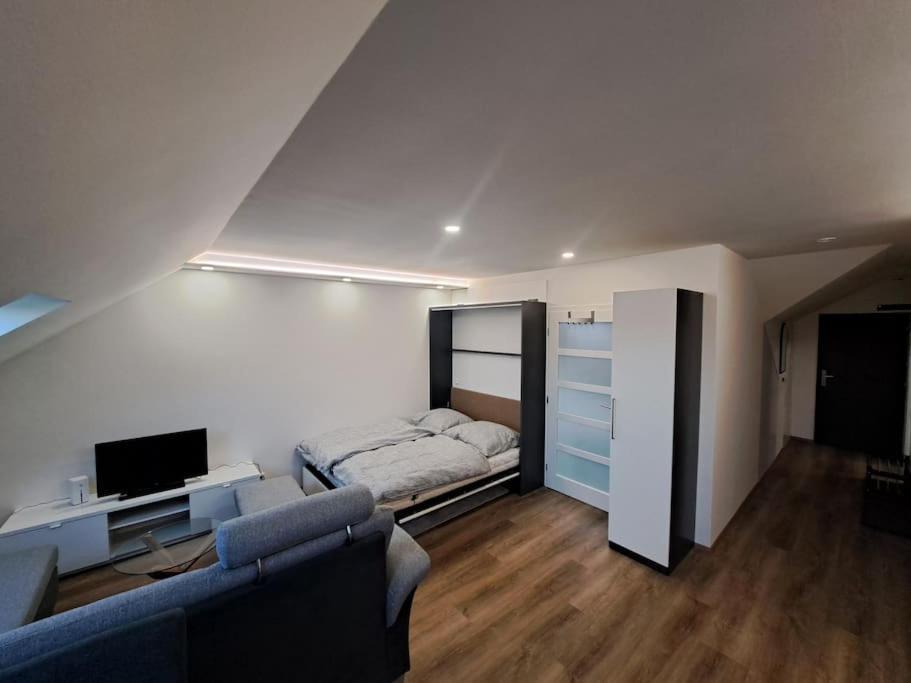 Apartman Moulis Абертами Екстериор снимка
