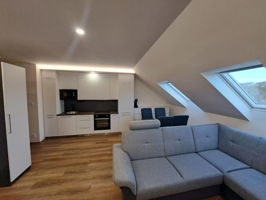 Apartman Moulis Абертами Екстериор снимка